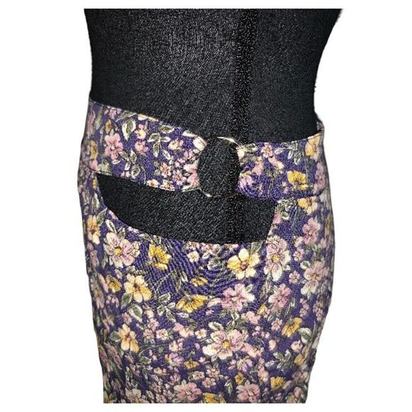 Elodie Floral Print Side Cutout Mini Skirt - Picture 5 of 9